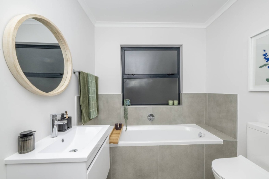 3 Bedroom Property for Sale in Haasendal Western Cape